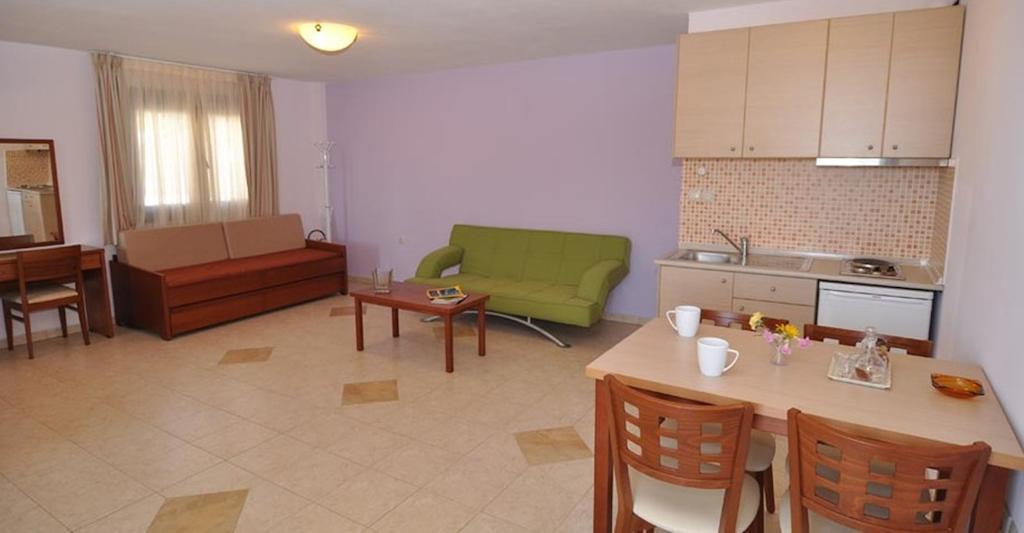 Elia Studios Skala Marion Bilik gambar