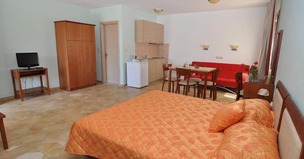 Elia Studios Skala Marion Bilik gambar